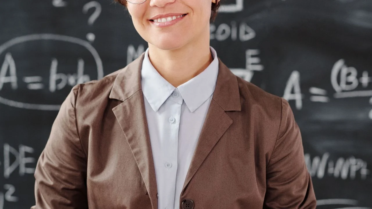 Fransızca Öğrenme Uygulamaları mı Online Kurs mu? Karşılaştırma